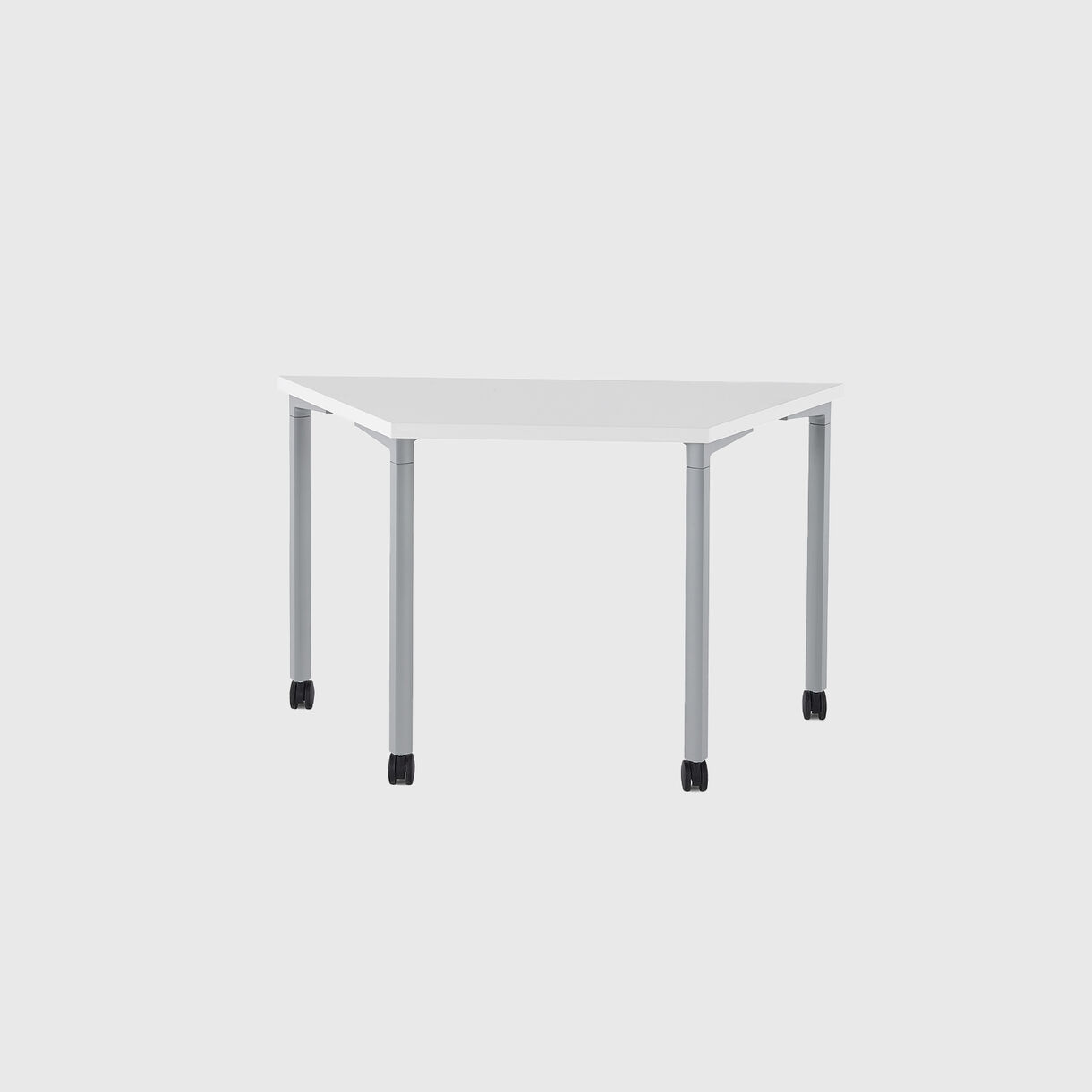 Everywhere Training Table, Trapezoid