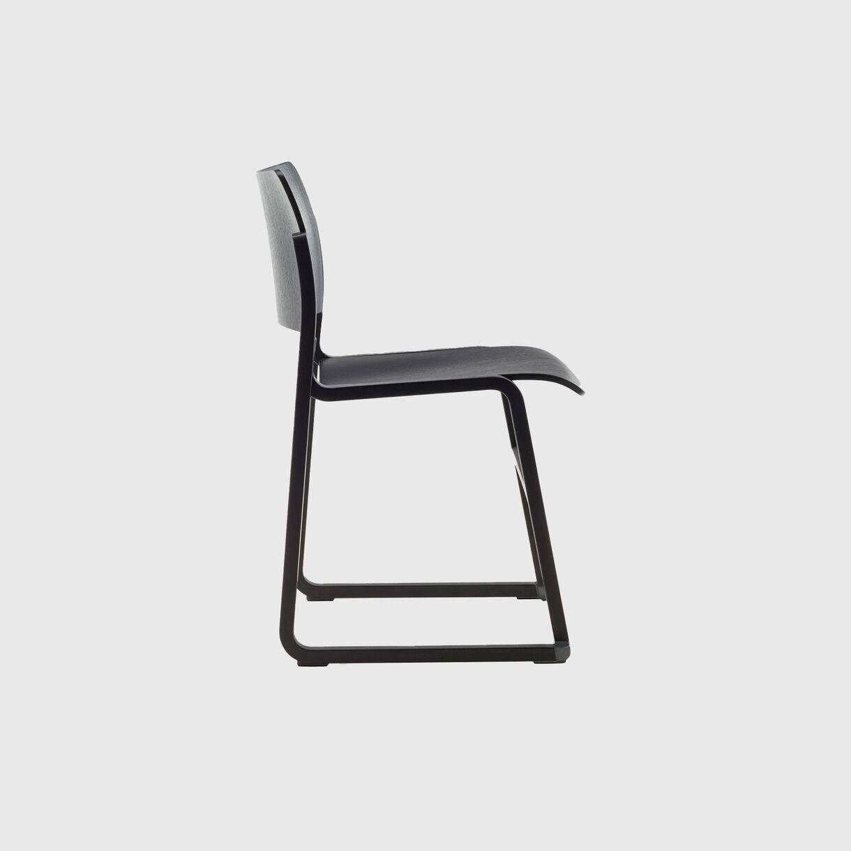 40/4 Wood Frame Chair, Black