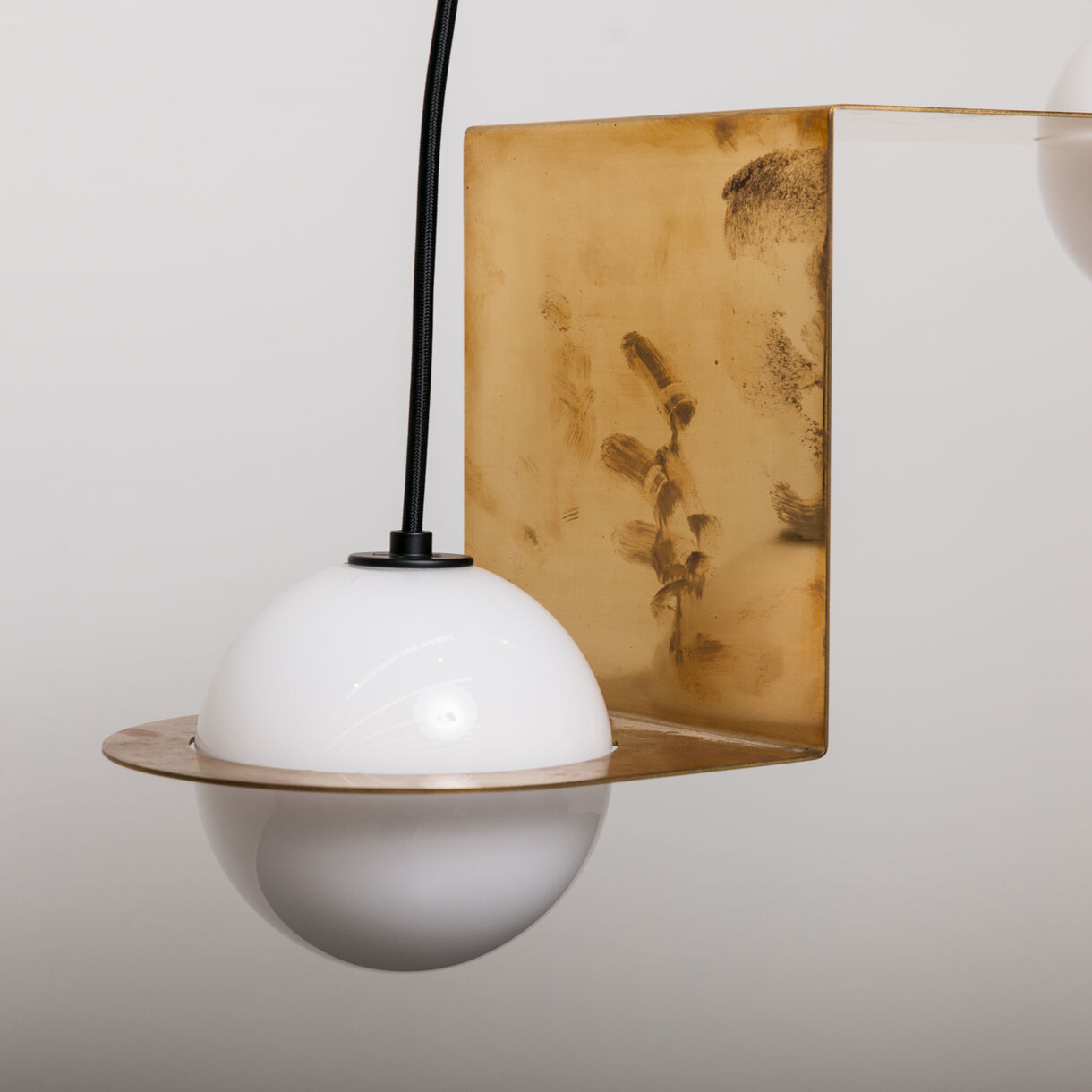 Laurent 06, Brass