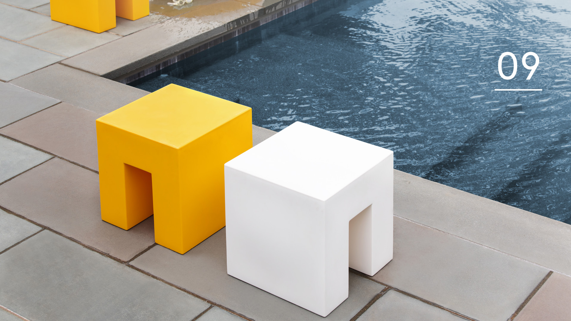 Vignelli Cube