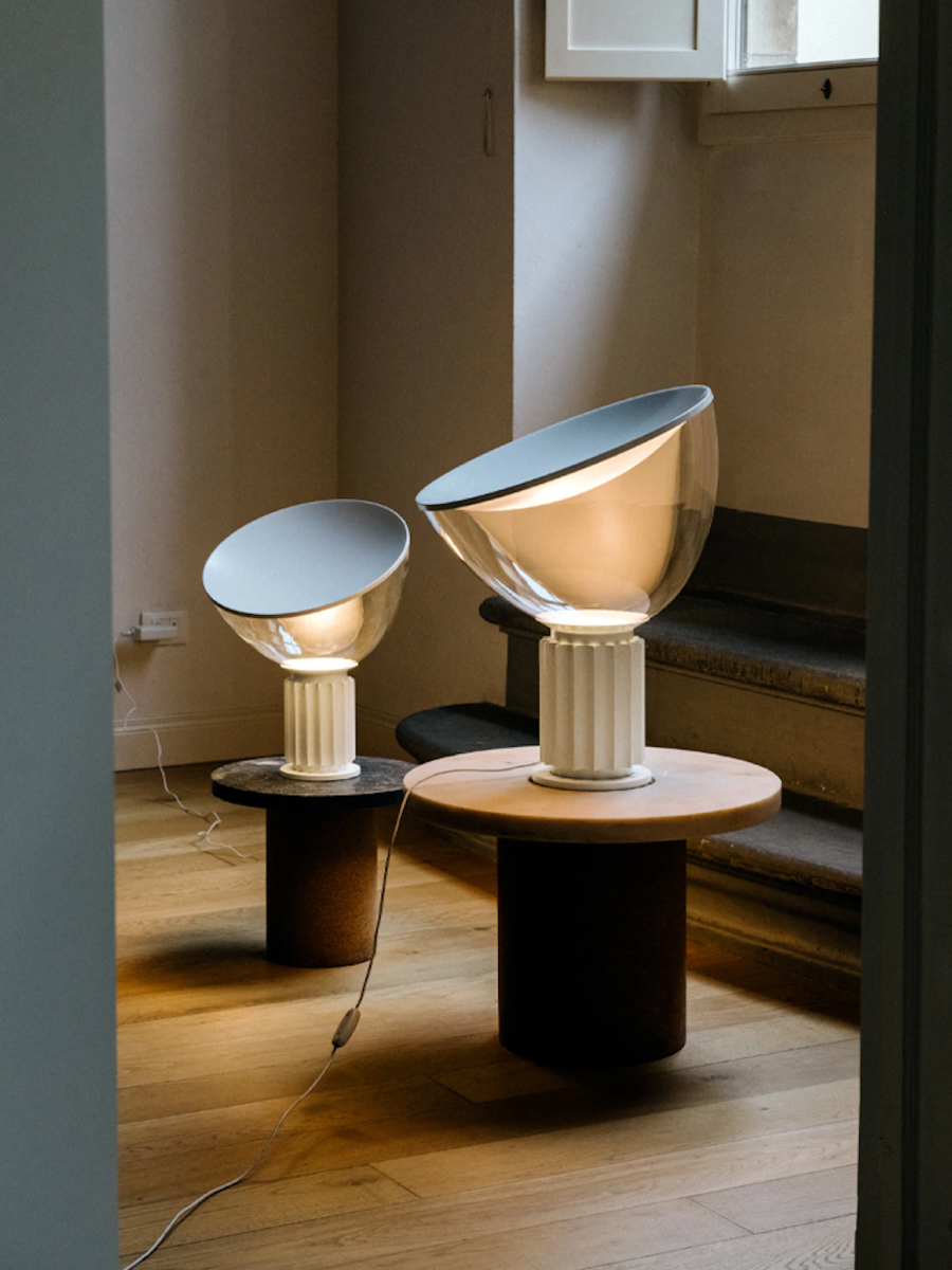 Flos Taccia