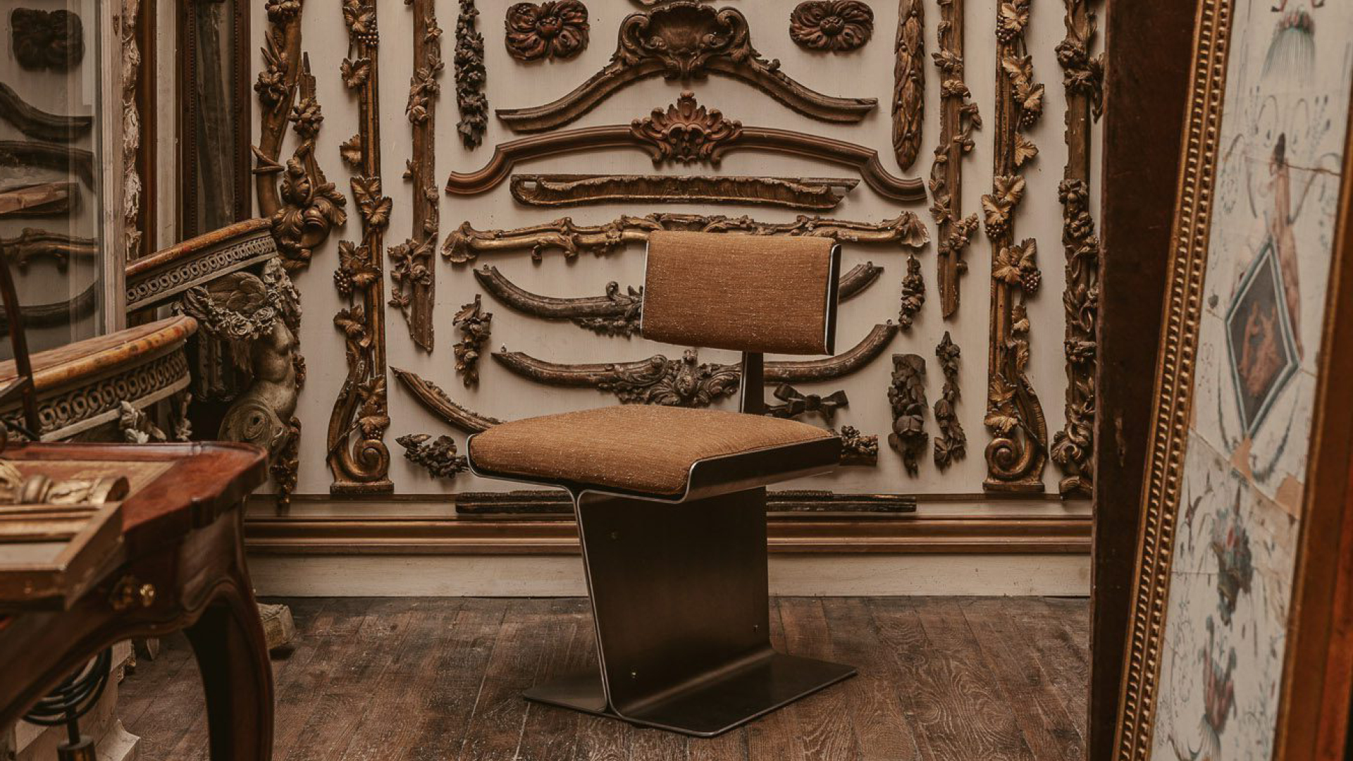 Phoenix Chair