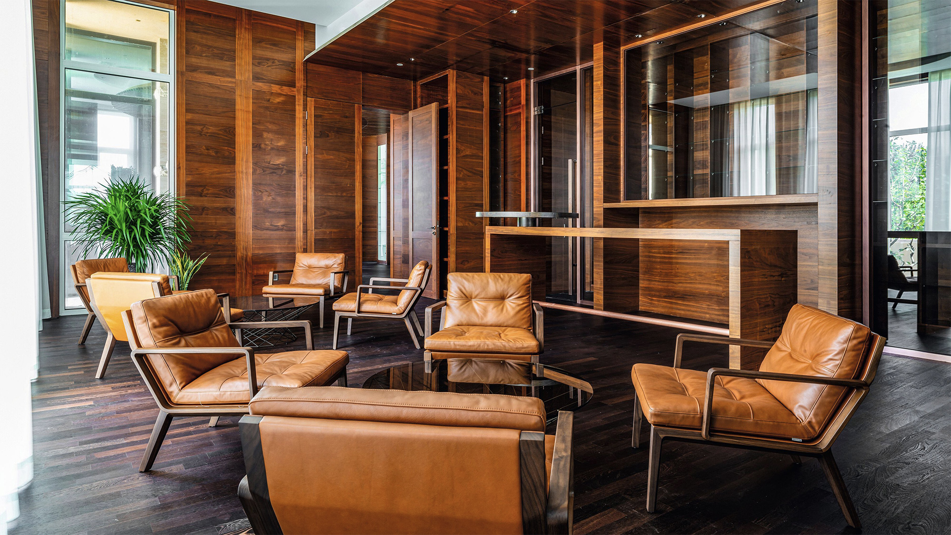 Andoo Lounge Chair,  Lifestyle