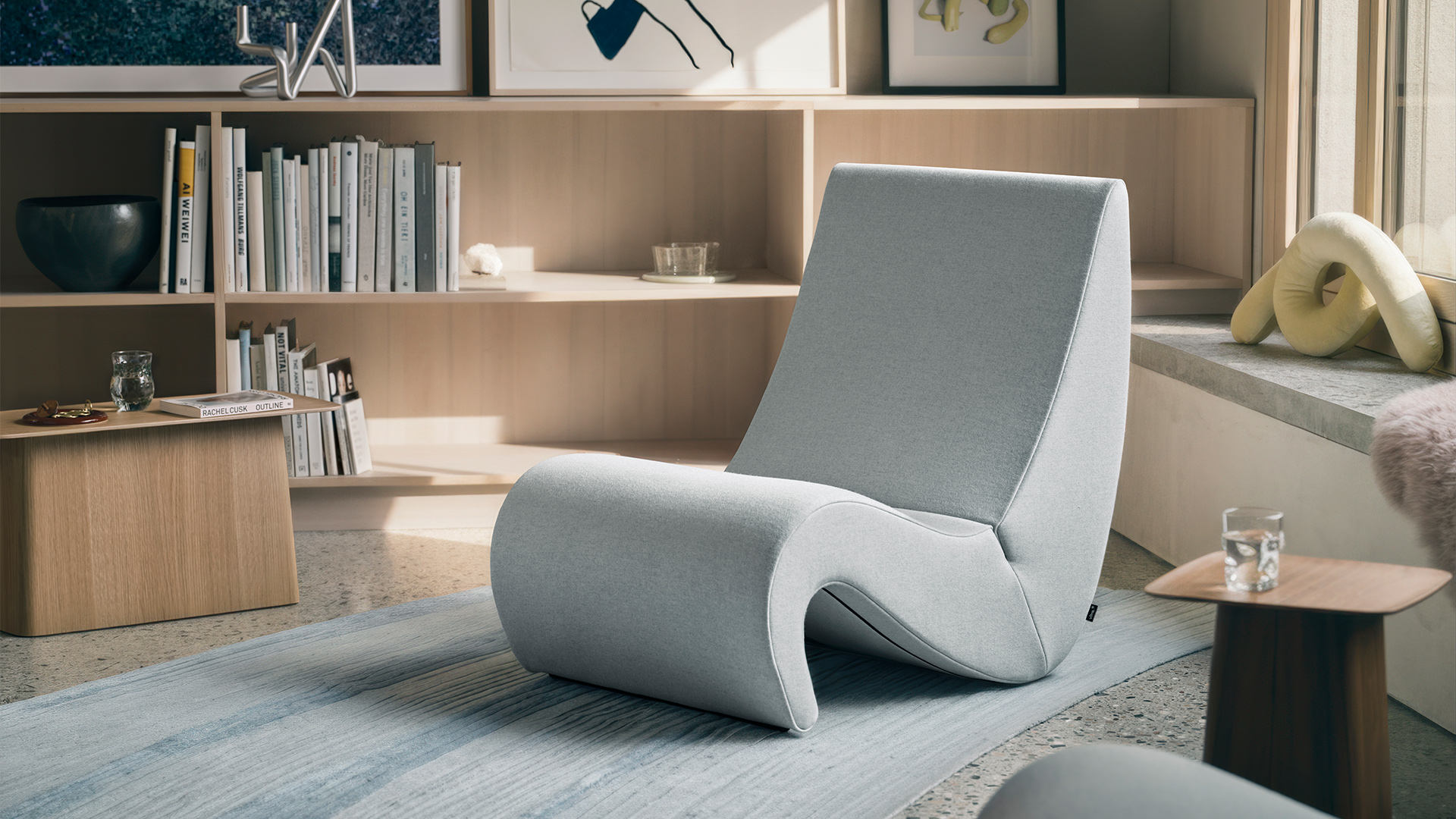 Amoebe Lounge Chair, Lifestyle