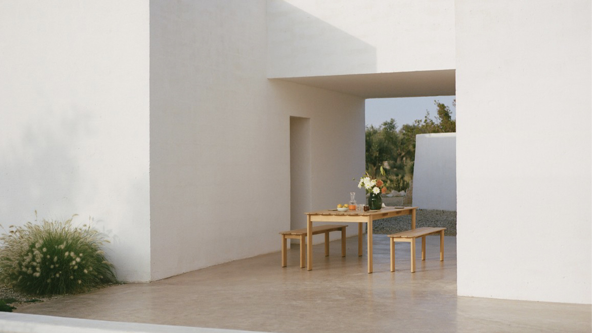Assemble Table Bench, Lifestyle