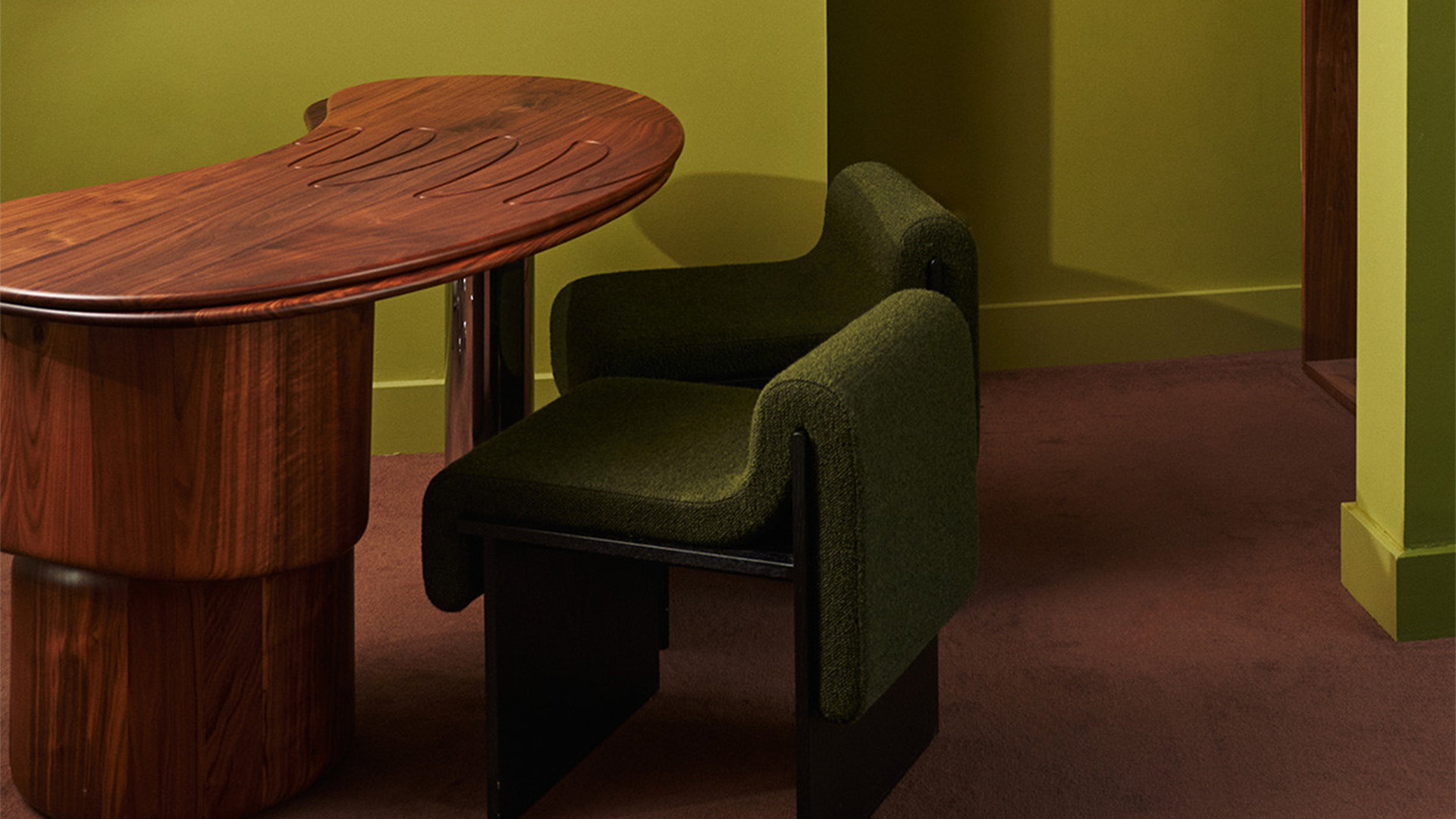 Melt Low-Back Chair, Lifestyle